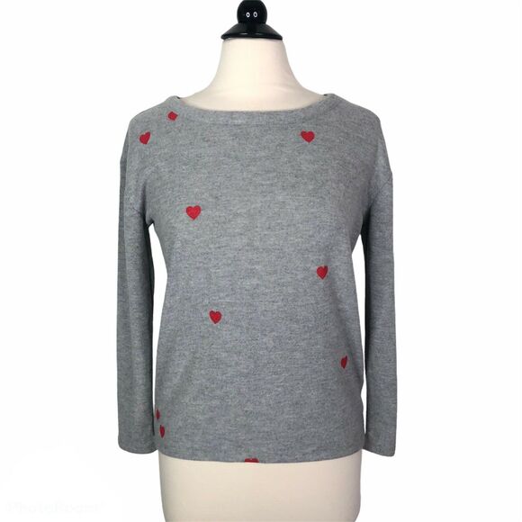 NEW CHASER Cozy Gray Crew Neck Sweatshirt With Red Hearts Size XS - Picture 1 of 6